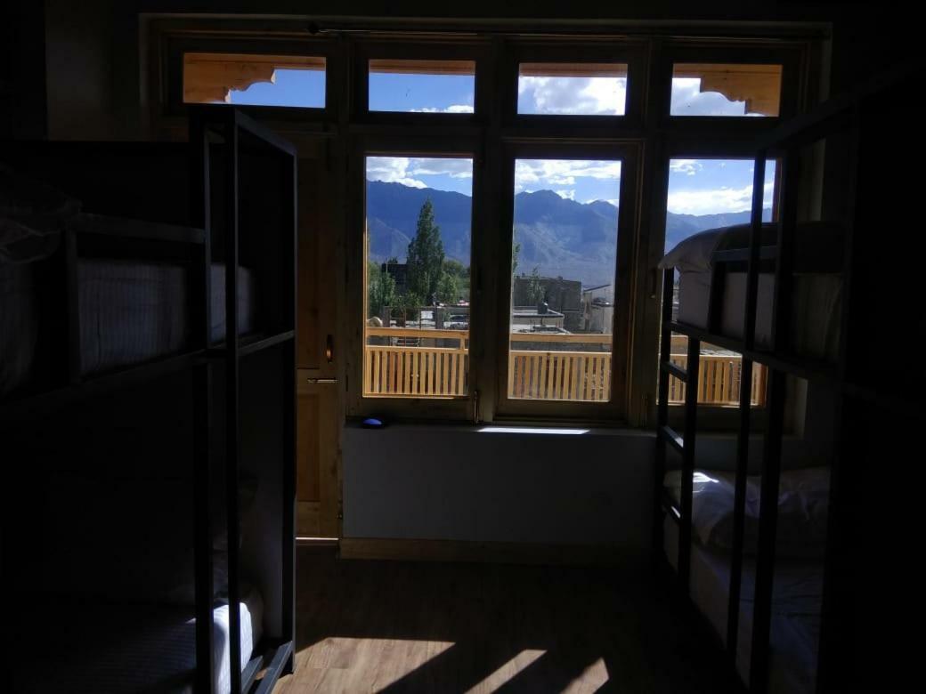 Hitchhikers Hostel Ladakh เลห์ ภายนอก รูปภาพ