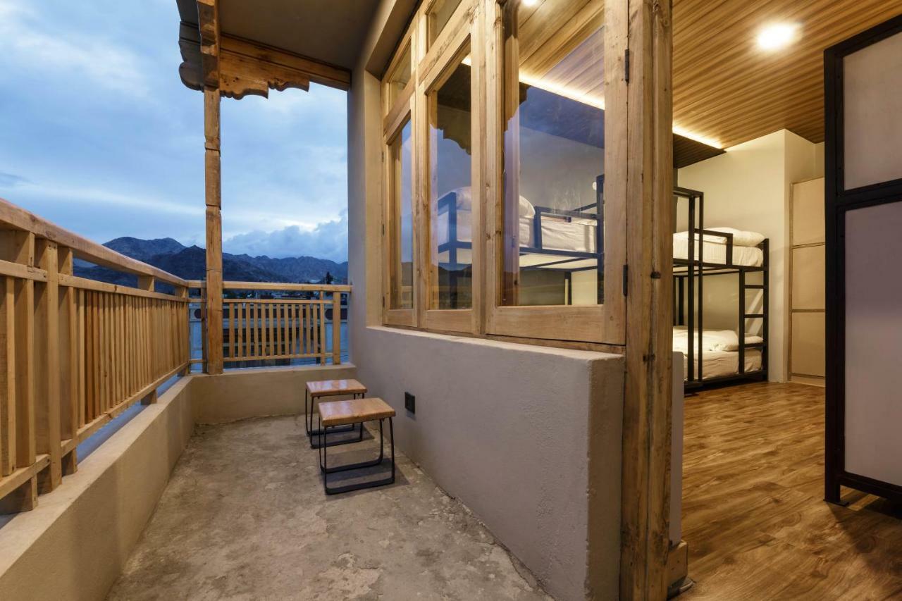 Hitchhikers Hostel Ladakh เลห์ ภายนอก รูปภาพ